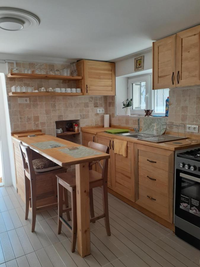 Otelia Pansiyon Ayvalı Buitenkant foto